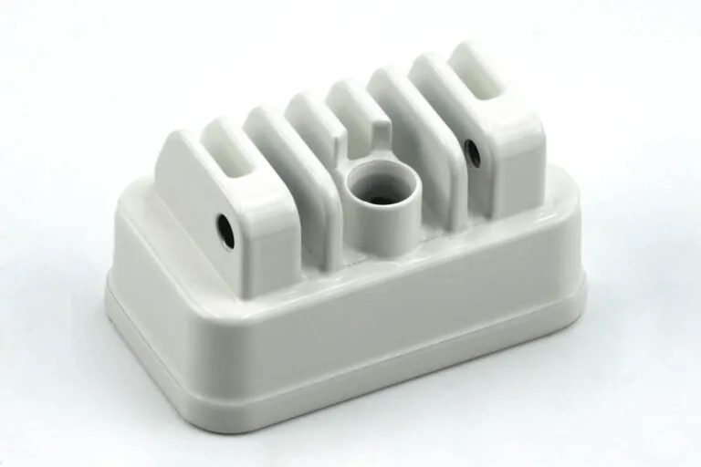 鋁合金壓鑄LED外殼客製黑白液體塗裝，兼具美觀外觀與耐用保護，適用OEM產品應用