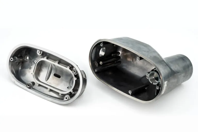 Assembly components for medical diagnostic equipment featuring precision CNC machined bores and alignment features to meet ±0.01 mm tolerances.